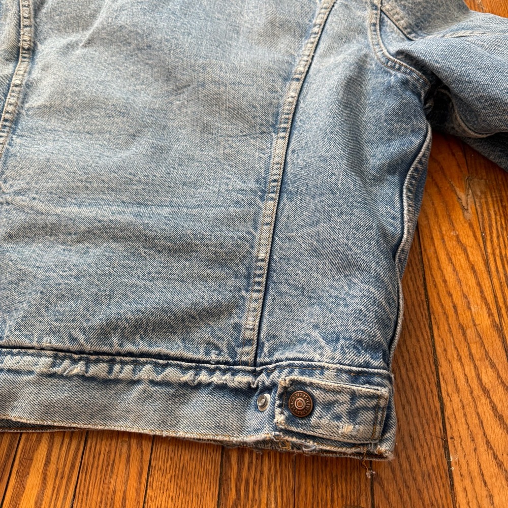 70’s Vintage Levi’s Sherpa Lined Denim Trucker Jacket - Picture 12 of 16
